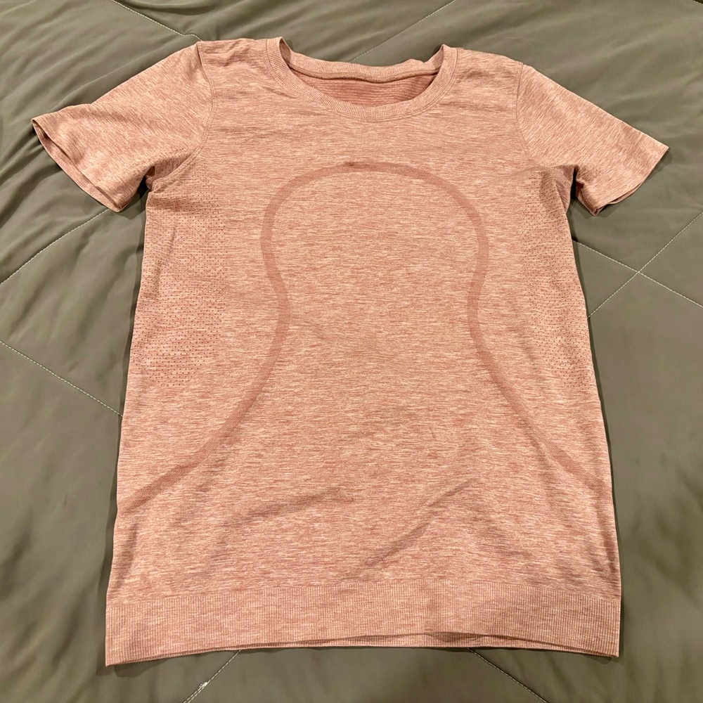 Lululemon swiftly relaxed